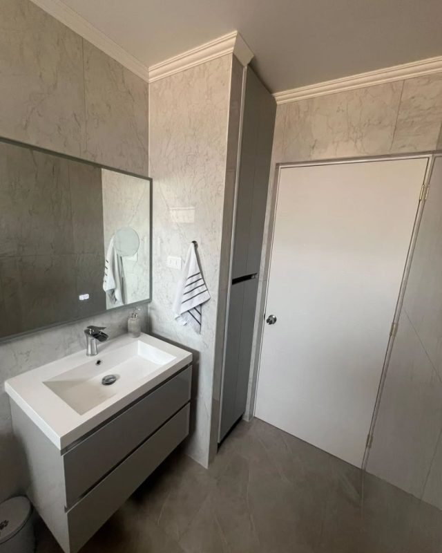 Mueble de baño compacto — Moblix, muebles a medida