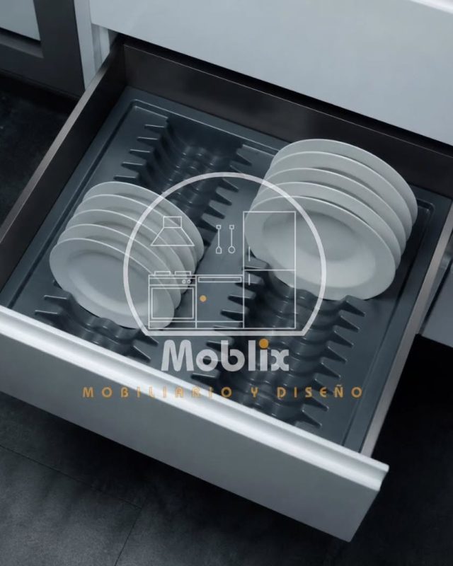 Organizador de platos para cajón — Moblix, muebles a medida