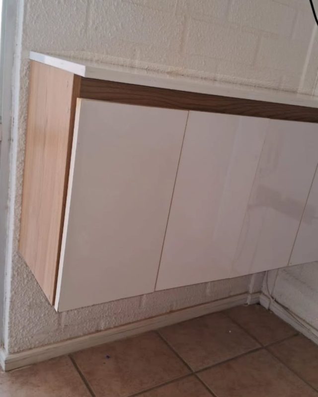 Rack de TV flotante — Moblix, muebles a medida